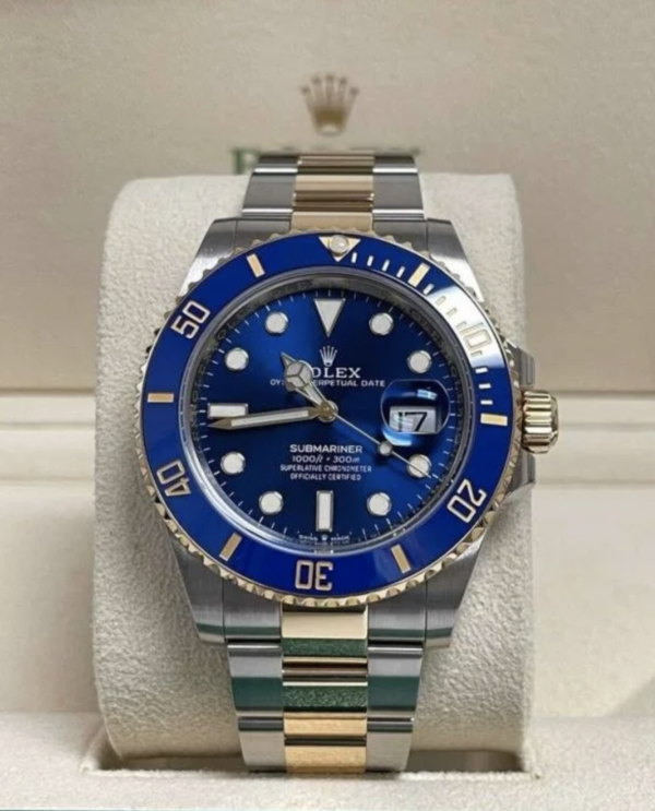 Rolex Submariner – Superlative Chronometer Officially Certified – Ton Blue